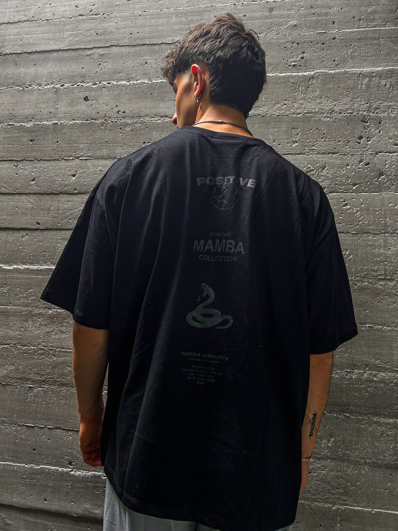 POLERA OVERSIZE MAMBA NEGRA